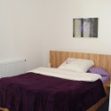 Violet room - bed